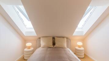 2 bedrooms, desk, free WiFi, bed sheets