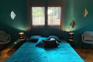 1 chambre, fer et planche à repasser, Wi-Fi, draps fournis