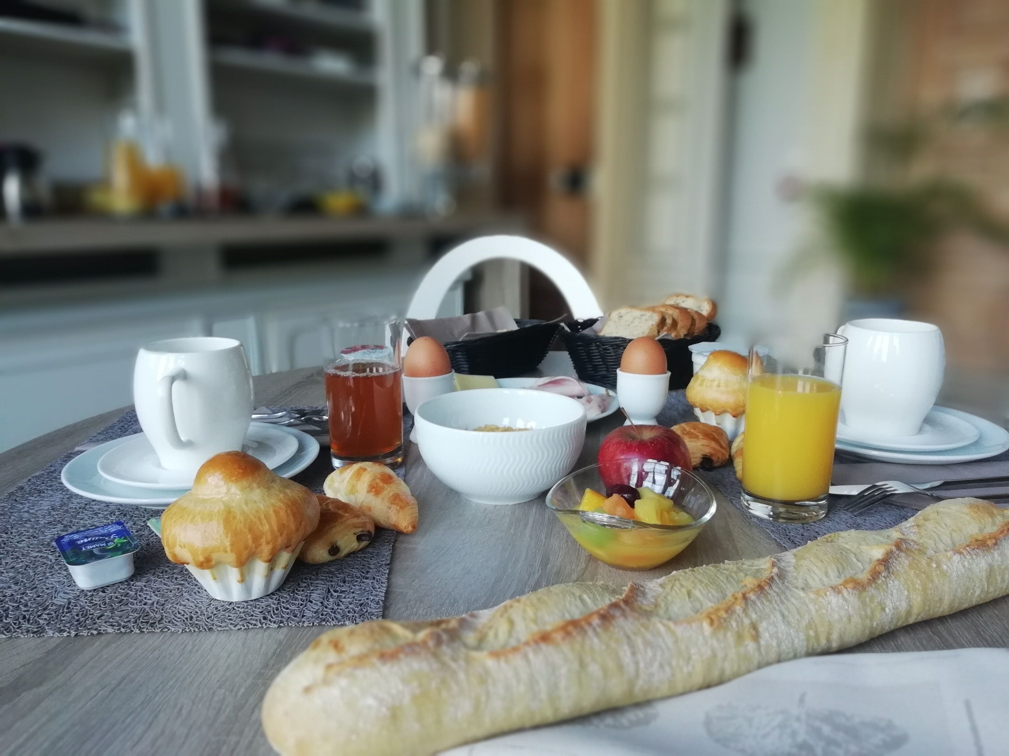 Desayuno con opciones de la cocina local todos los días (con cargo)