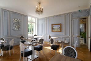 Interior - Domaine de Bayeux (Bayeux)