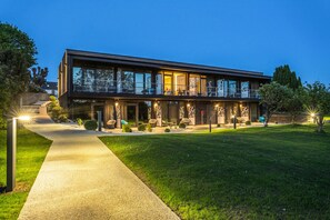 Front of property - Domaine de Bayeux (Bayeux)
