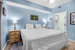 公寓式客房, 1 张特大床和 1 张沙发床 (Inn At Summerwind 304 - Hooked on the) | 1 多间卧室