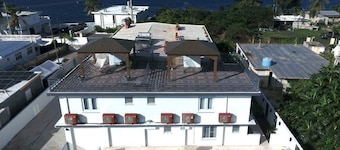 Sea Breeze Tunnel Hideaway 6