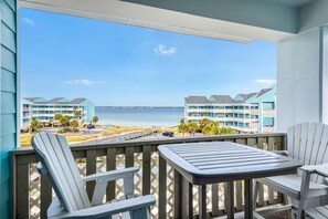 Apartment, Mehrere Betten (Baywatch G7) | Speisen im Freien