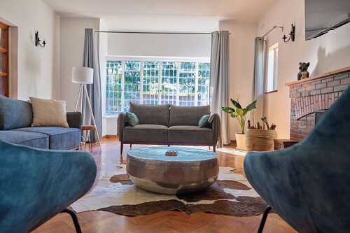 Charming 5-bedroom bed & breakfast with WiFi, fitness room in delightful Harare