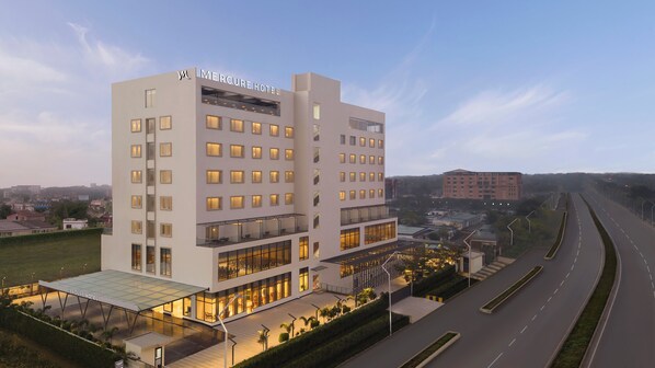 Exterior - Mercure Lucknow Gomti Nagar (Lucknow)