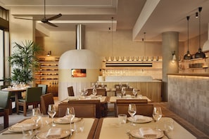 2 restaurants; breakfast, lunch, and dinner served - Mondrian Gold Coast (Burleigh Heads)