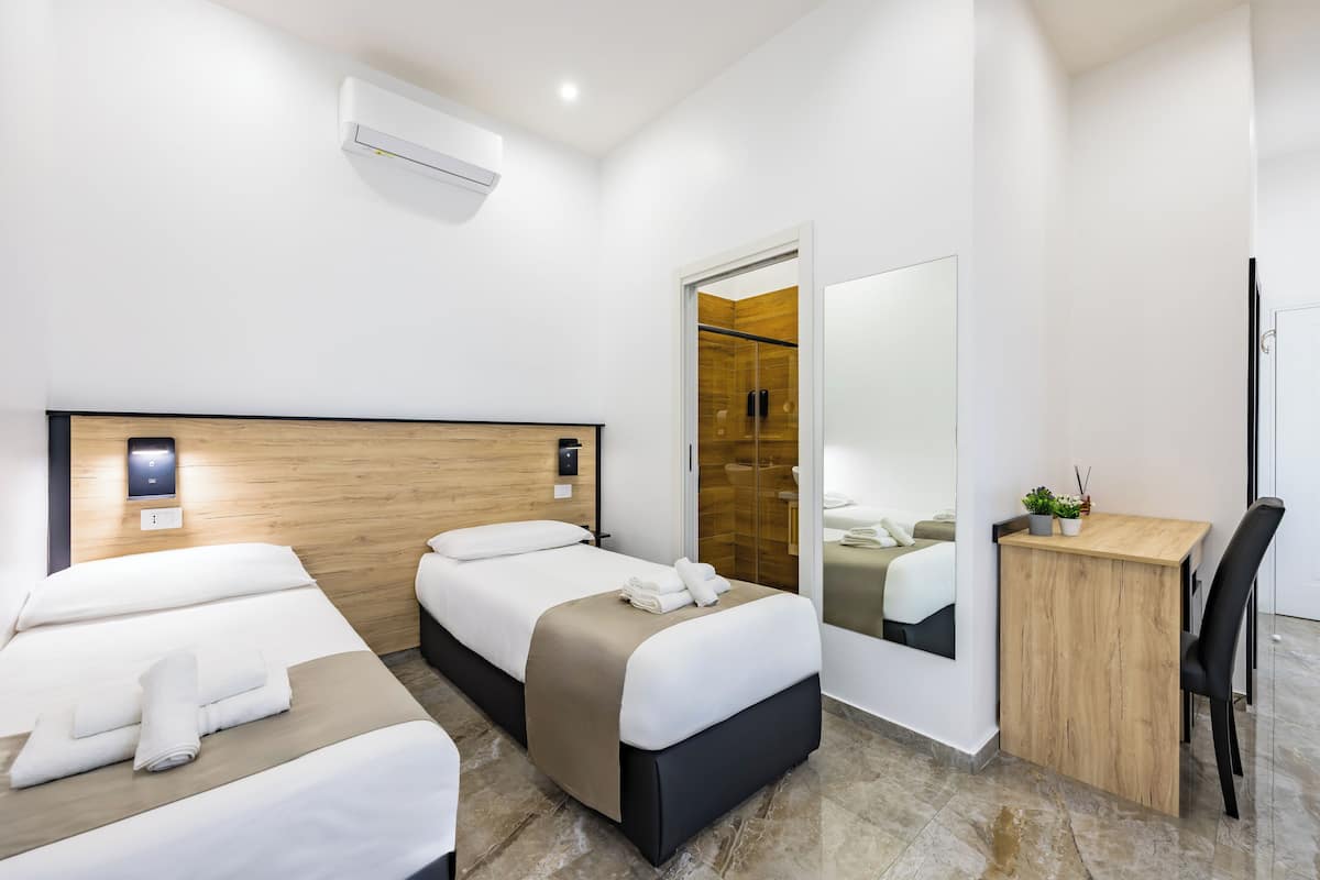 Comfort Double or Twin Room | Desk, laptop workspace, free WiFi