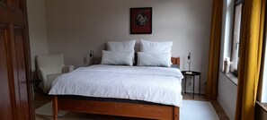 2 Schlafzimmer, Bügeleisen/Bügelbrett, WLAN, Bettwäsche