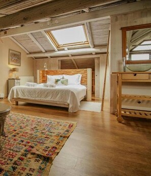 5 dormitorios, tabla de planchar con plancha, wifi gratis y ropa de cama