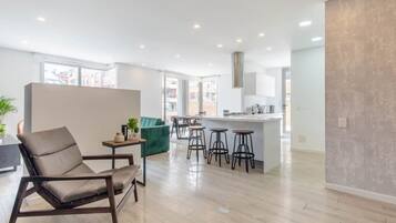 Apartamento, para fumantes | 3 quartos