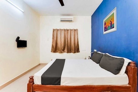 Deluxe Double Room | Free WiFi. NR Galaxy Residency