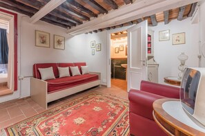 Condo, Patio, Garden View | Living area - Casa Rebe Casalguidi Garden Wifi (Serravalle Pistoiese)