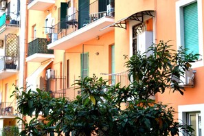 Apartment, 2 Bedrooms | Exterior detail