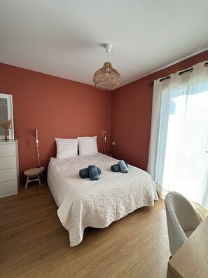 4 bedrooms, iron/ironing board, free WiFi - Port-Manec'h, house with pool - beach within walking distance (Finistère)