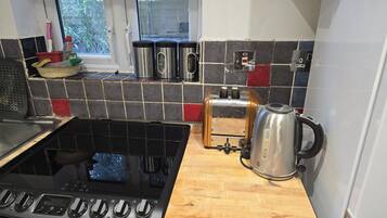 Shared Dormitory, 1 Bedroom, Smoking, Patio | Interior