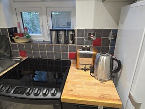 Felles sovesal, 1 soverom, røyk, terrasse | Innvendig