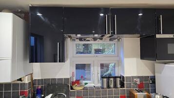 Shared Dormitory, 1 Bedroom, Smoking, Patio | Interior