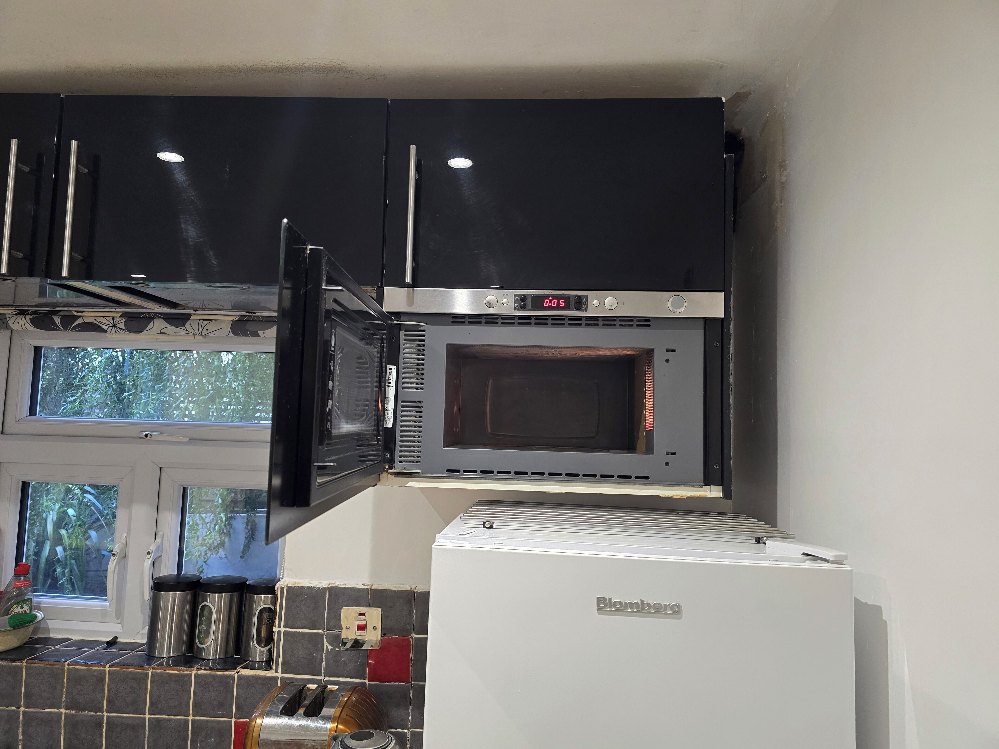 Shared Dormitory, 1 Bedroom, Smoking, Patio | Private kitchen