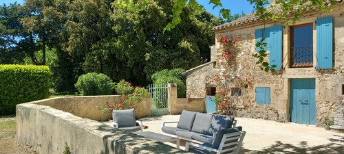 Les Chênes Verts - Vaucluse - Mas provençal privatif 10p piscine pleine campagne