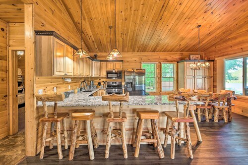 Private Cadillac Gem w/ Kayaks, Hot Tub, Pond, Pool Table and More