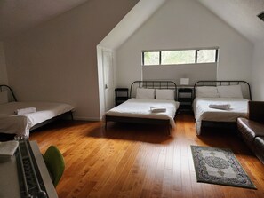 4 bedrooms, WiFi, bed sheets