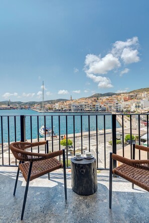 Luxury Double or Twin Room, 1 Queen Bed, Balcony, Sea View | Terrace/patio