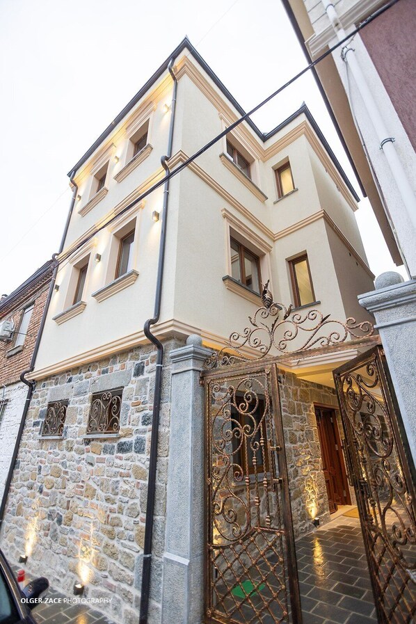 Exterior detail - "Moonlight Serenade" is a charming Villa in the historic center of Korça. (Korçë)