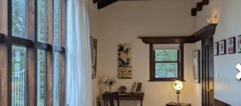 Charles Rennie Mackintosh Scottish Art Nouveau Self Catering Holiday Let