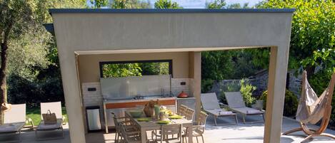 Piscina externa, piscina aquecida