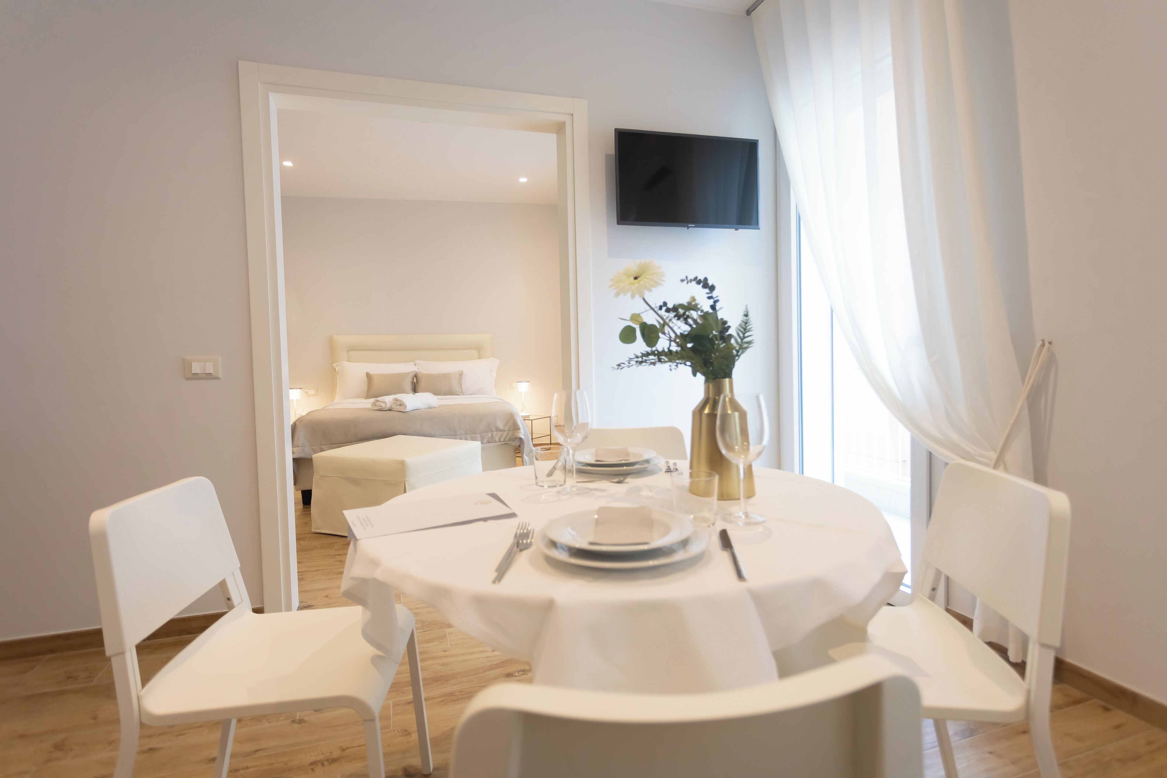 デラックス アパートメント | セーフティボックス (室内)、防音設備、WiFi (無料)、ベッドシーツ