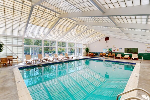 Innenpool, beheizter Pool