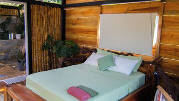 1 habitación y ropa de cama