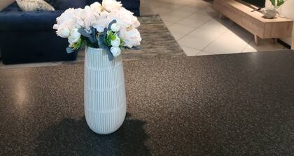 CENTRAL 3-BEDROOM IN HEART OF SANDTON CITY