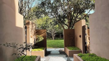 Fachada de la propiedad