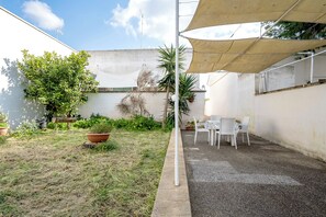 Standard Villa, Multiple Bedrooms (Dimora Del Mare Near The Sea) | Outdoor dining - Dimora Del Mare Near The Sea (Porto Cesareo)