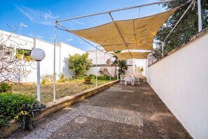 Standard-Villa, 2 Schlafzimmer, Terrasse (Dimora Del Mare - Villa with Garden) | Terrasse/Patio