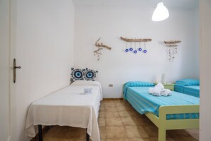 Villa estándar, varias habitaciones (Dimora Del Mare Near The Sea) | 2 dormitorios y ropa de cama