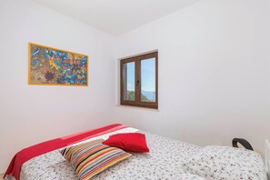 2 habitaciones, tabla de planchar con plancha y wifi 