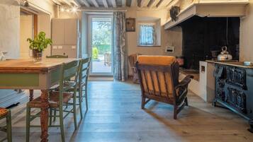 House, Patio, Garden View | Dining room