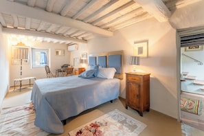 Maison, patio, vue jardin | 5 chambres, Wi-Fi gratuit