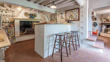 House, Patio, Garden View | Dining room