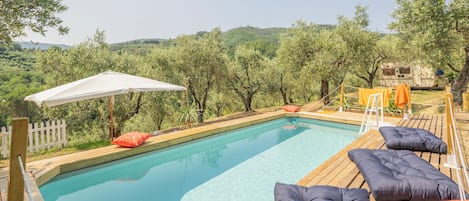 Seasonal outdoor pool