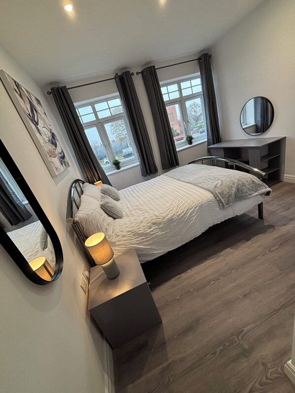 1 soverom, strykejern/-brett, wi-fi og sengetøy