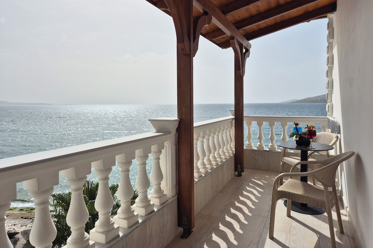 Deluxe Double Room with Sea View