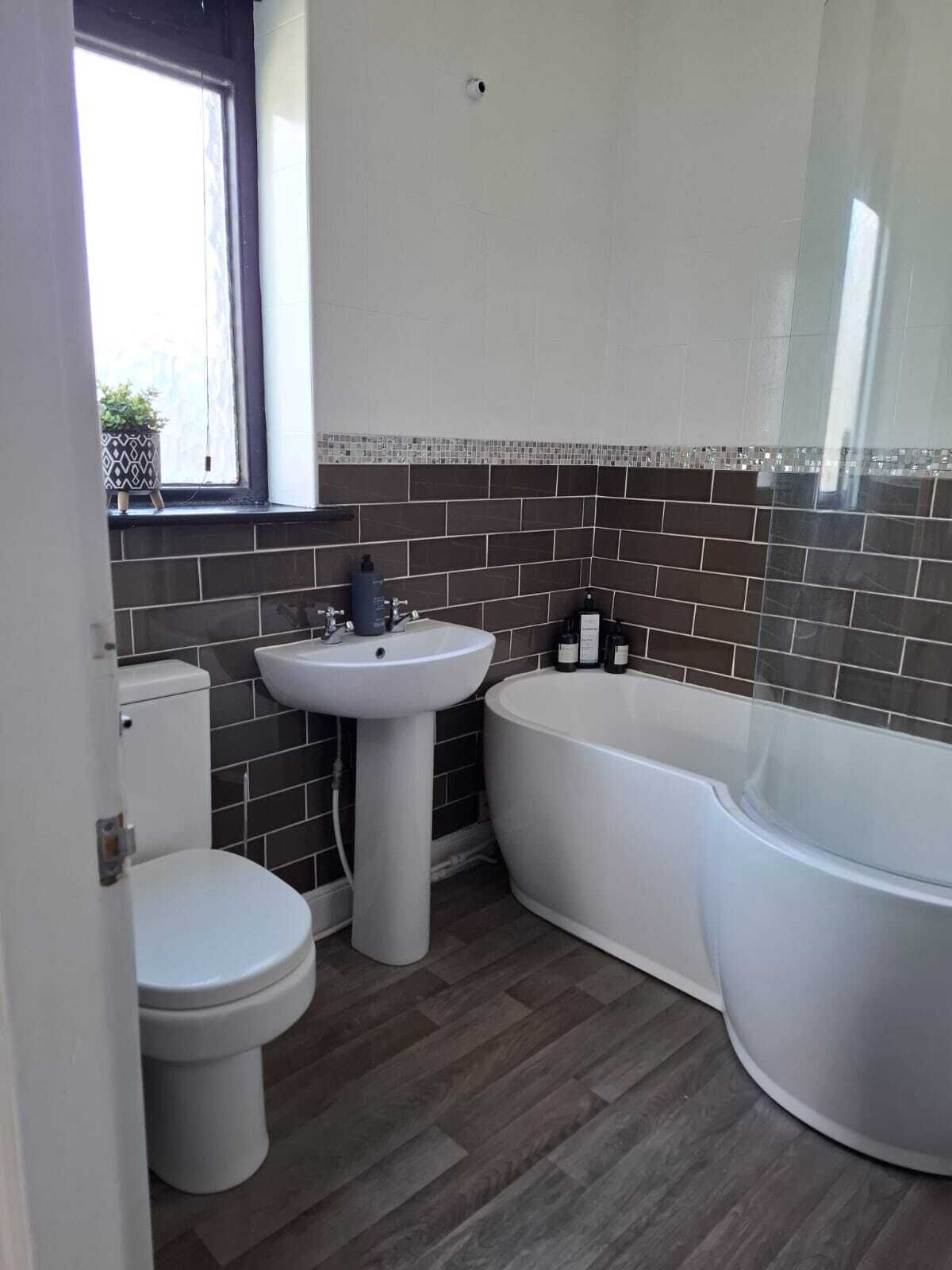 Ducha y secador de pelo