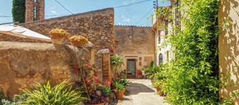 Masia Las Torres by Hello Homes Sitges