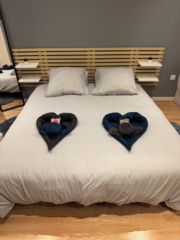 1 bedroom, WiFi, bed sheets