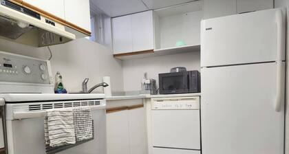 2-bed suite 10 mins from all attractions