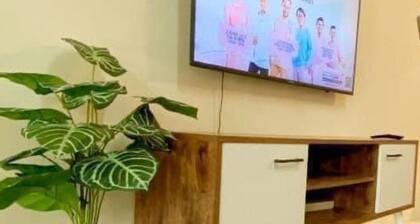 4-bedroom house in beautiful Rawang with AC, WiFi. Enjoy your stay